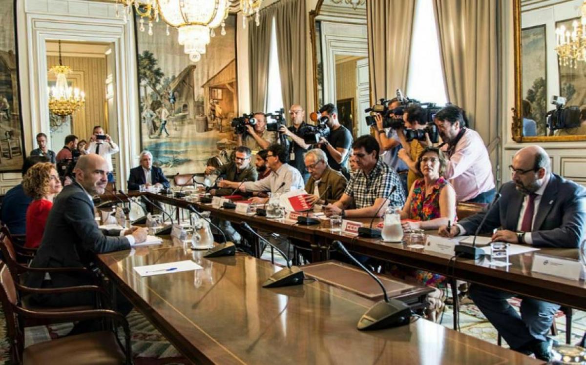 Reunión de agentes sociales con la ministra de Política Territorial y Función Pública, Meritxell Batet (julio 2018)