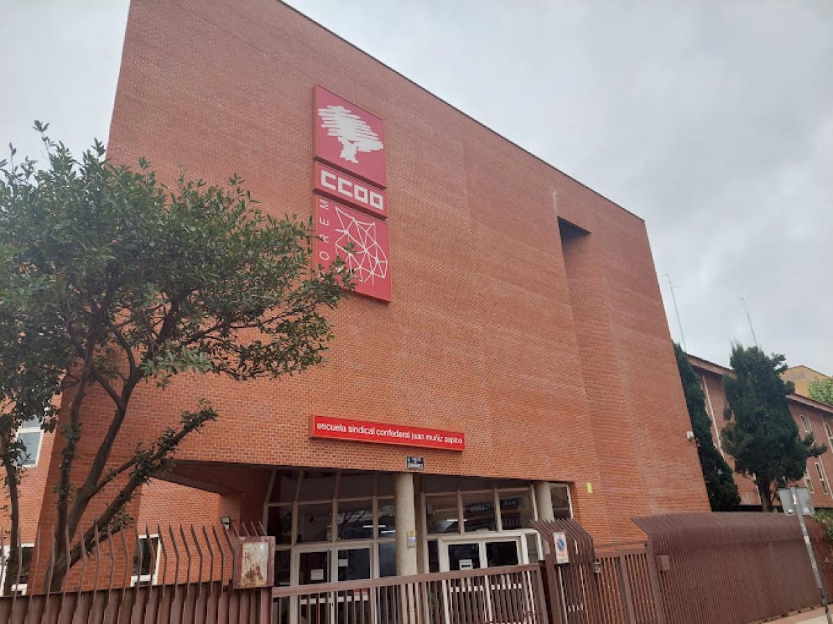 Escuela Sindical Juan Muiz Zapico